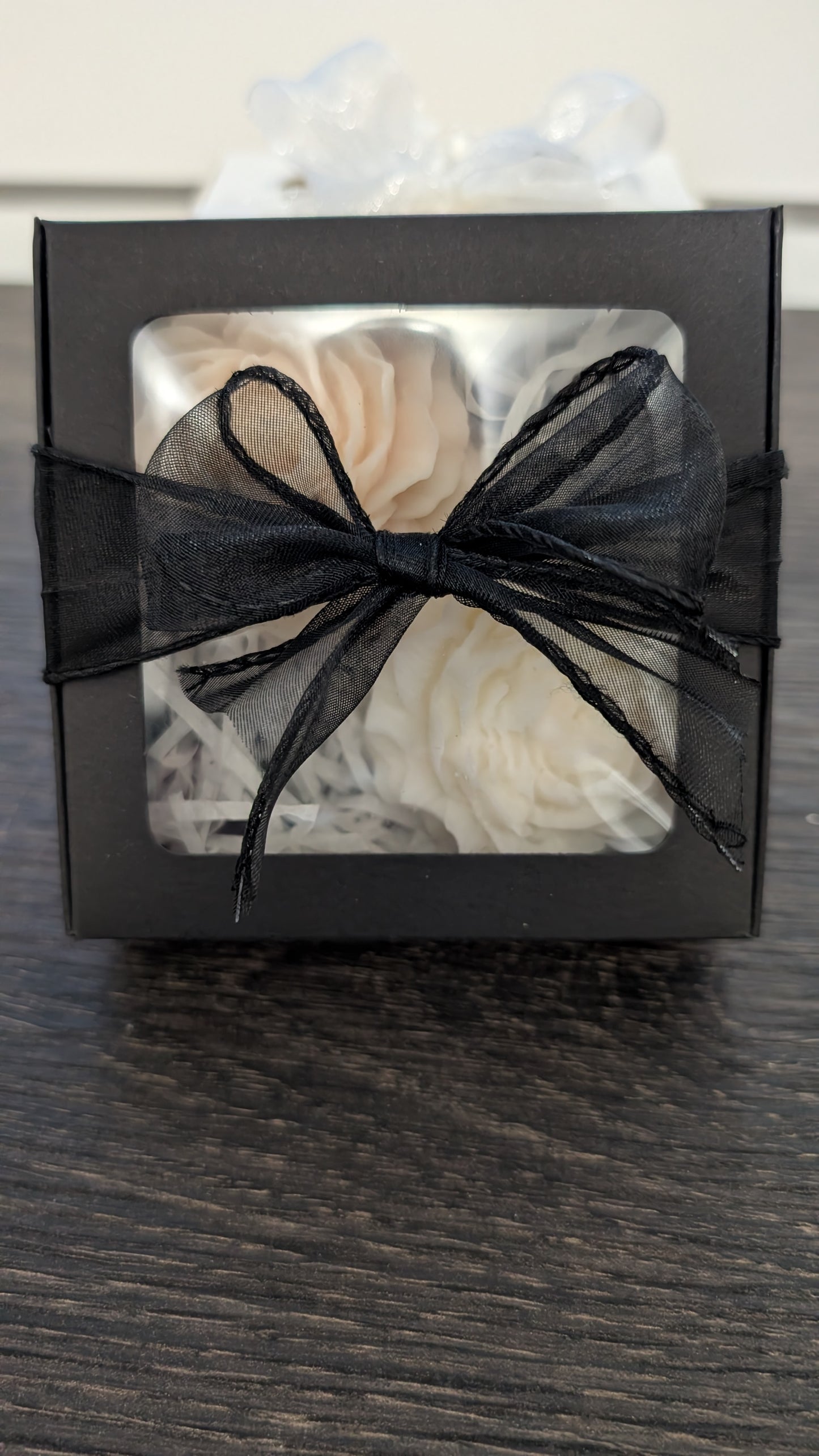 small wickless gift box