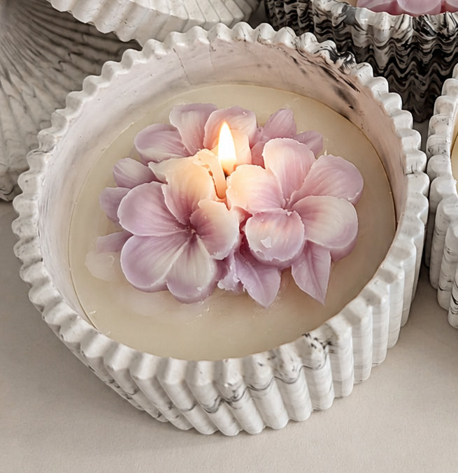 Eco Resin Candle with Flower