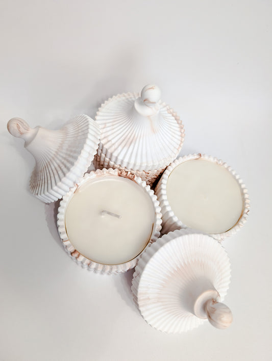 Eco Resin Soy Decor Candle  with Lid